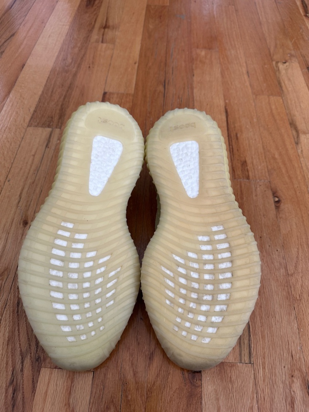 Yeezy Boost 350 V2 Marsh Mens Practically New Only Worn in House sz 10.5 - Picture 7 of 9